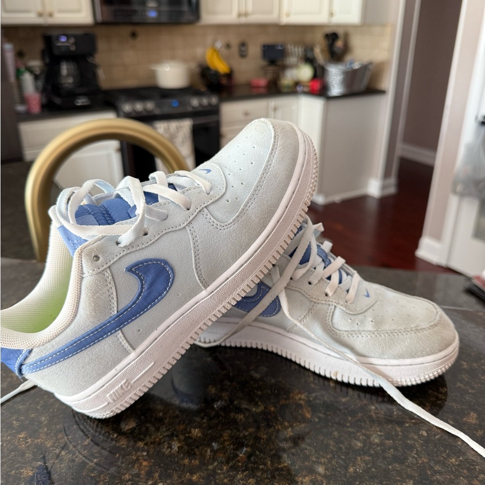 Nike Kids White and Light Blue dunks Sneakers